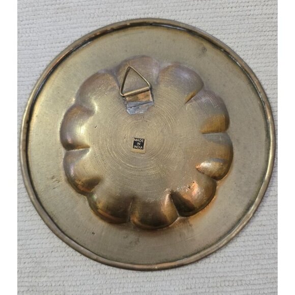 Vintage Brass Peacock Wall Plate With Blue & Red Detailing 6"W - Picture 5 of 5